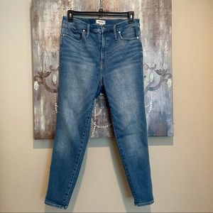 Madewell  10” High-Rise Skinny Crop jeans. Size 32